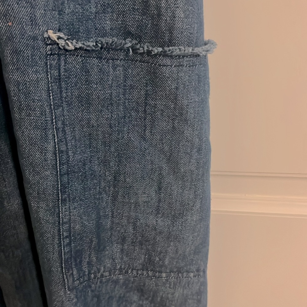 Old Navy halter denim dress. Size medium. - Picture 3 of 6